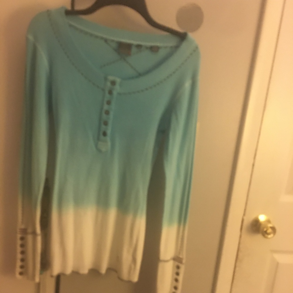 Long sleeve like new thermal type shirt .